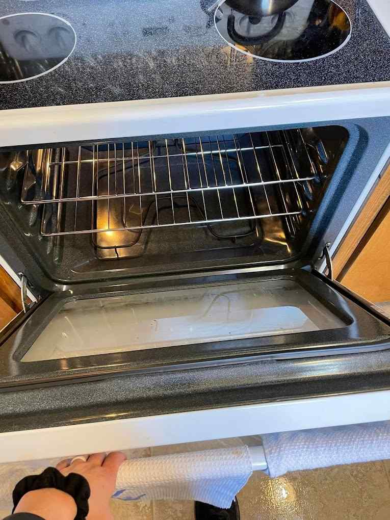 cleaning oven