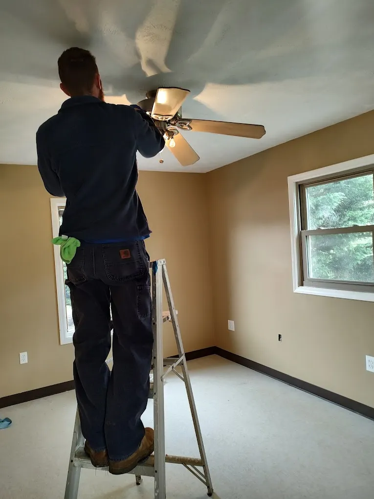 Cleaning Ceiling fan